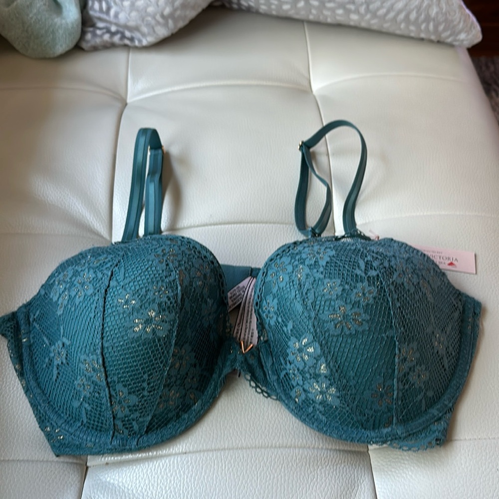 Body By Victoria - Invisible Lift Bra - 38C
